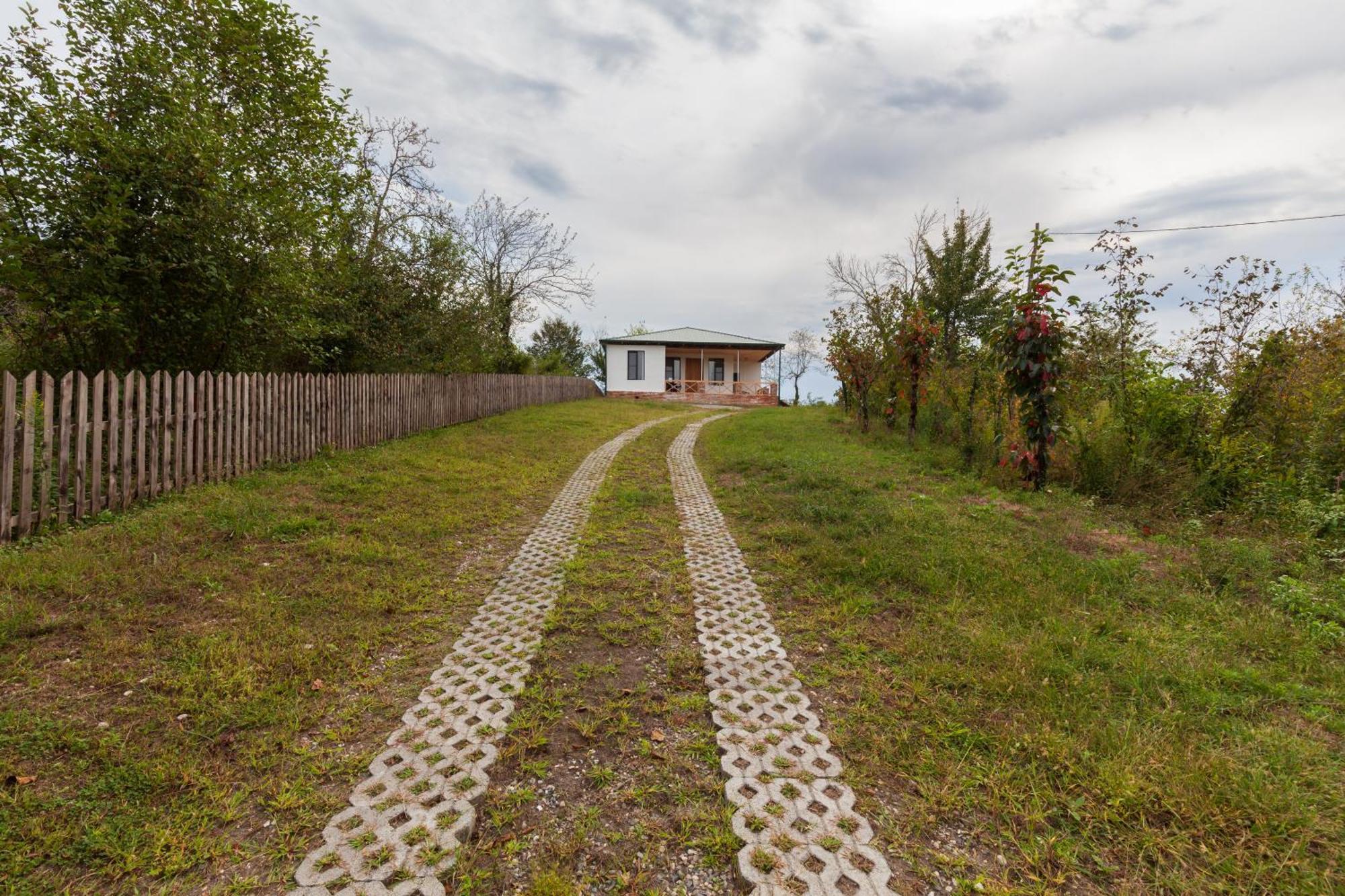 Renovated 3-Bedroom House In Nature - Iskia Estate Martvili Exterior photo